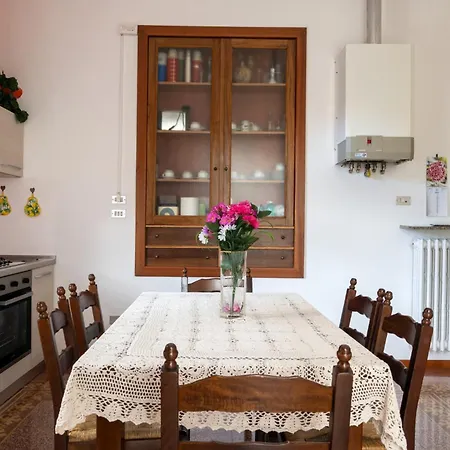 Apartment Tra Mare E Monti